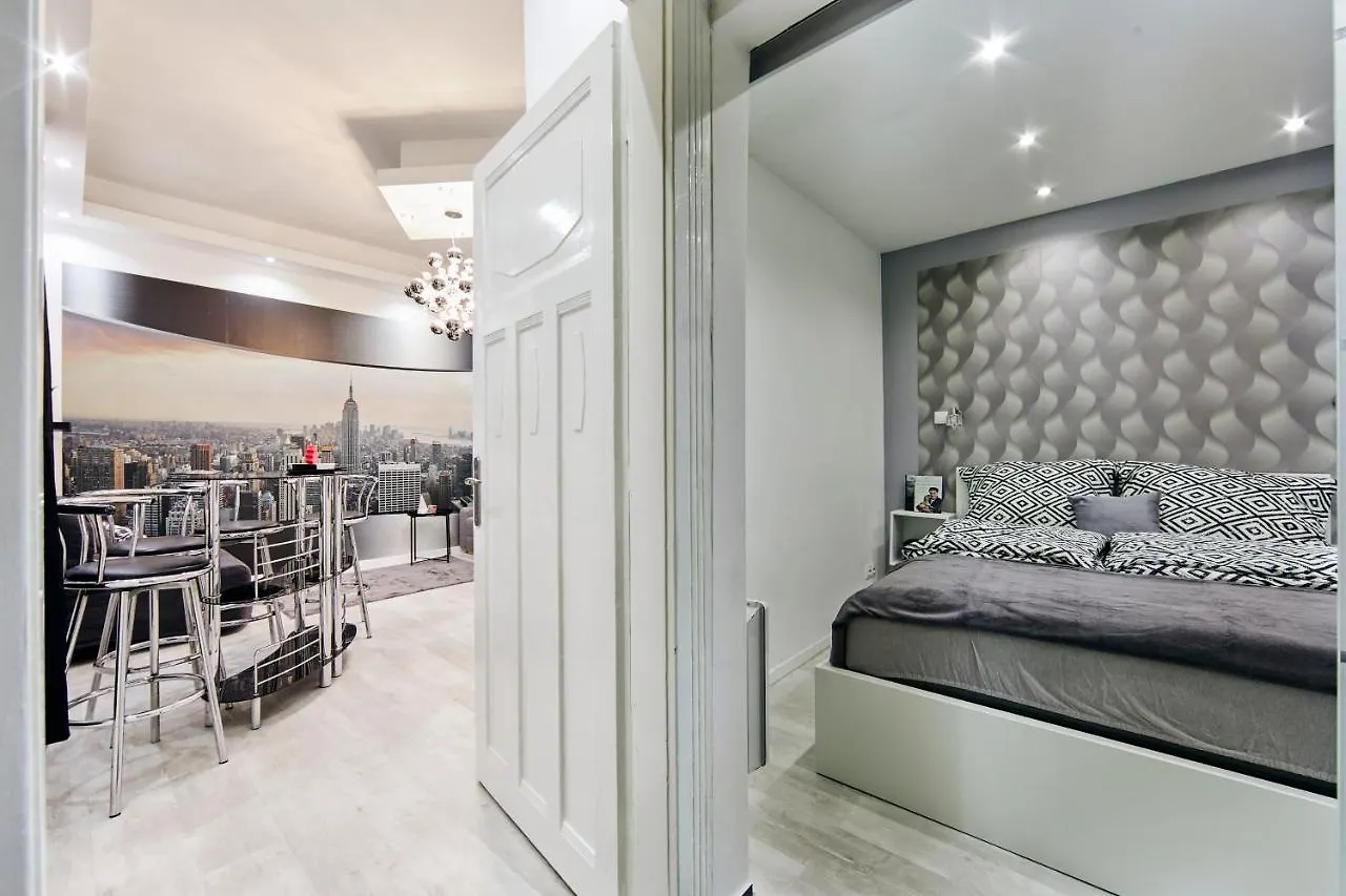 Garibaldi Apartment Ungarn